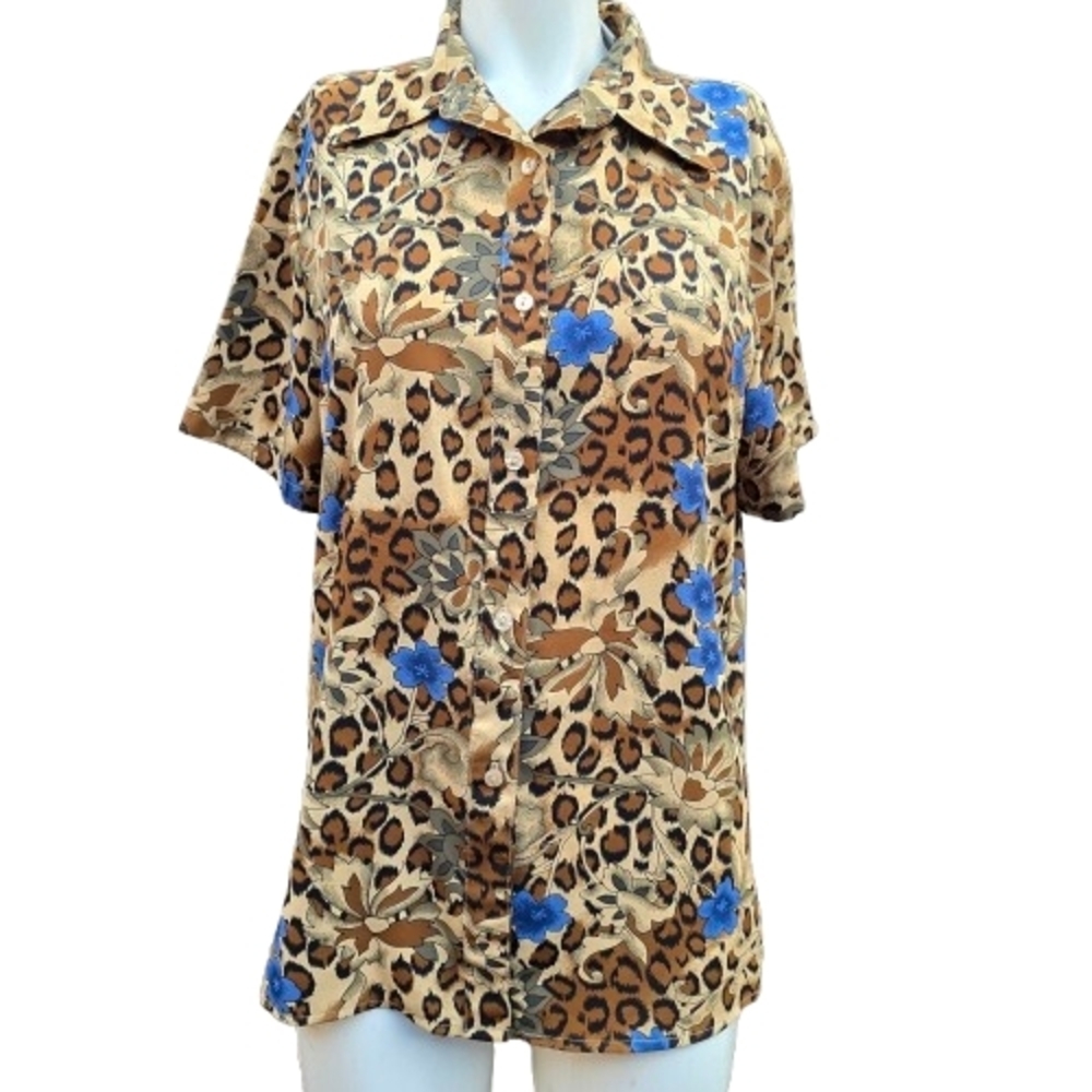 Claudia Richard Women's Dress Shirts Leopard Print with Blue Flowers Sz S